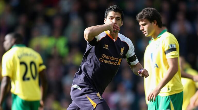 29/9/2012: Πάρτι Suarez στο Norwich