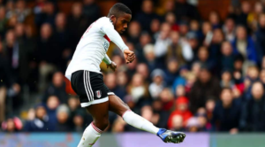 O Ryan Sessegnon, ο οποίος παραλίγο να σκοράρει στο Anfield τον περασμένο Νοέμβρη με αυτό το σουτ.