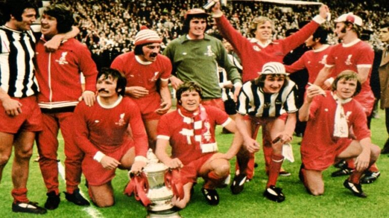 4/5/1974: Νίκη στο τελικό με Newcastle και δεύτερο FA Cup