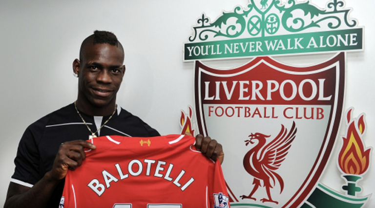 22/8/2014: Υπογράφει ο Mario Balotelli