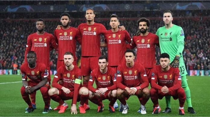 Παίκτης Της Liverpool Δώρισε 200 πακέτα φροντίδας