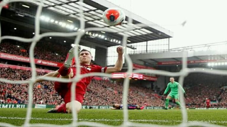 Liverpool v Bournemouth 2-1: Γλυκό Κόκκινο Σαββατοκύριακο (Vid Red Glasses)