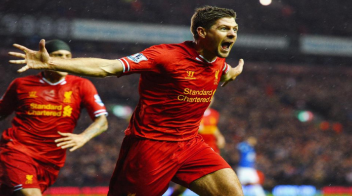 Ο Steven Gerrard πανηγυρίζει στο 4-0 επί της Everton τον Ιανουάριο του 2014.