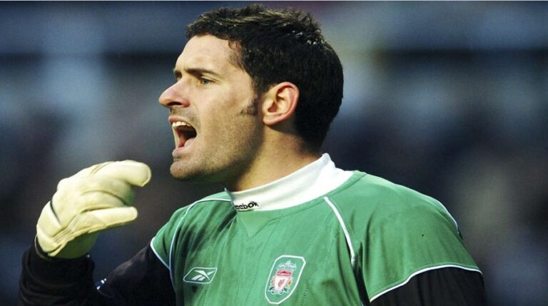 18/7/2008: Αποχωρεί από τους Reds ο Scott Carson