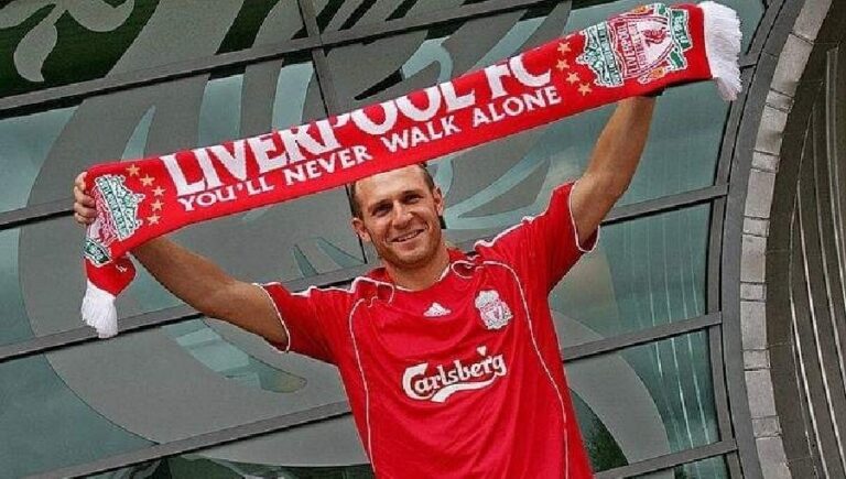 6/7/2007: Υπογράφει στους Reds ο Andriy Voronin