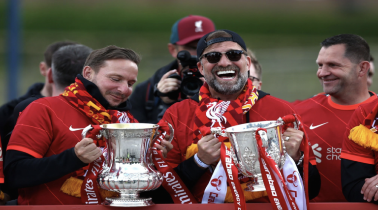 Klopp: «Θα είμαι στην παρέλαση αν πάρουμε τον τίτλο»