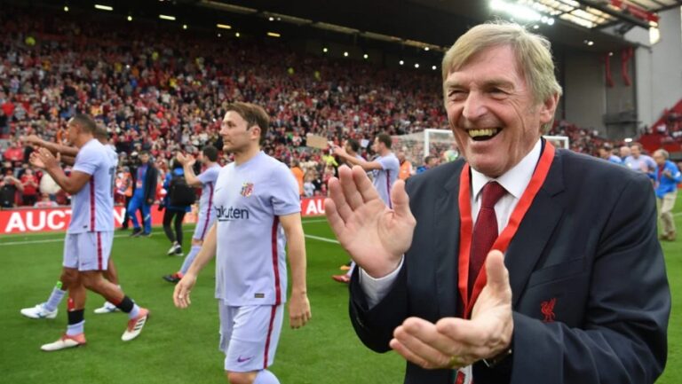 Dalglish: «Να δώσουν στον Slot όσα περισσότερα χρήματα μπορούν»