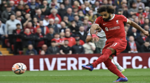 Ο Mo Salah ανοίγει το σκορ κόντρα στη West Ham και σκοράρει ένα από τα γκολ του για τον Σεπτέμβριο.