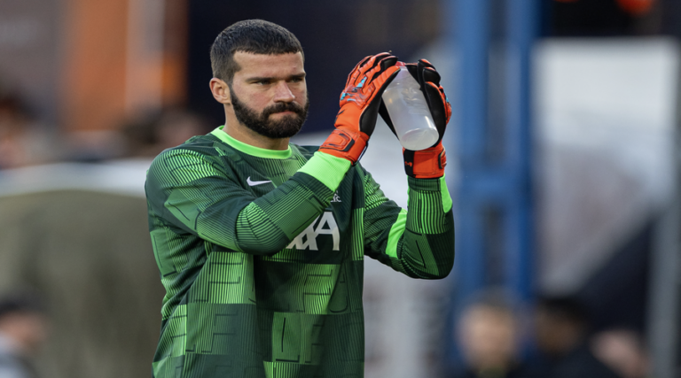 Δεν επιστρέφει πριν τη Brighton ο Alisson