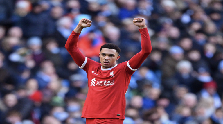 Με Alisson, Trent, Jota και Bajcetic η προπόνηση!