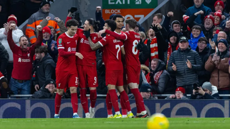 Liverpool v Fulham 2-1: 1ο βήμα για Wembley, check! (Vid Red Glasses)