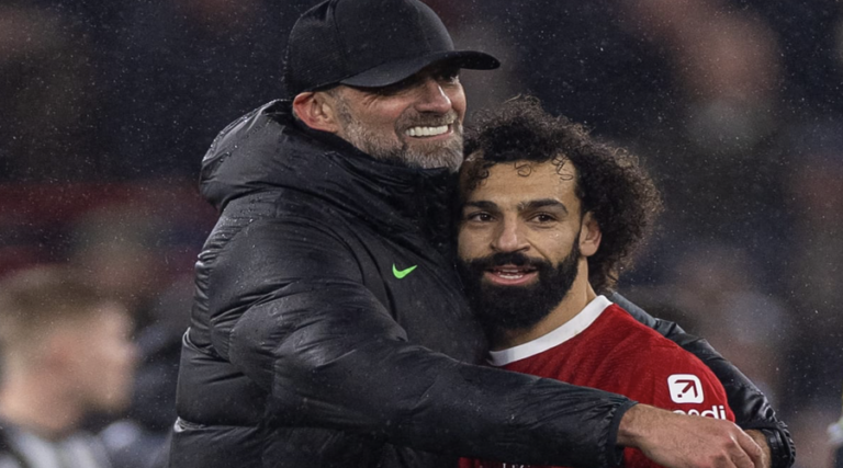 Klopp: «Ελπίζω να μείνουν και οι 3 στη Liverpool»