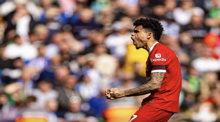 Το ενδιαφέρον της PSG για Diaz φέρνει αποφάσεις στη Liverpool