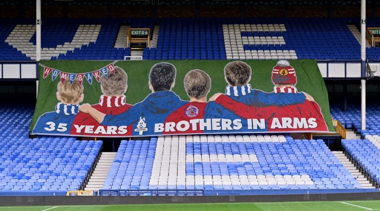 Οι φόροι τιμής των αντιπάλων της Liverpool για το Hillsborough