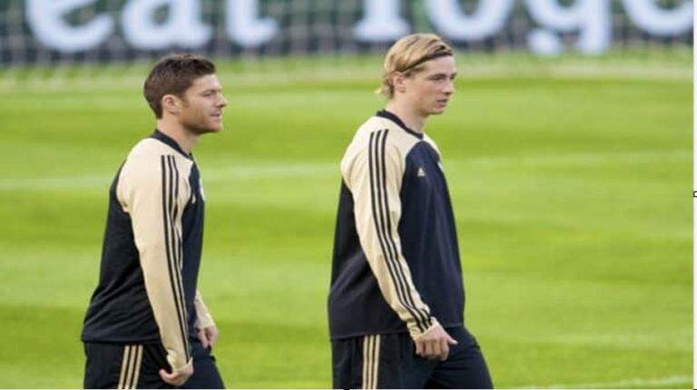 Τον δρόμο του Xabi Alonso ακολουθεί ο Fernando Torres