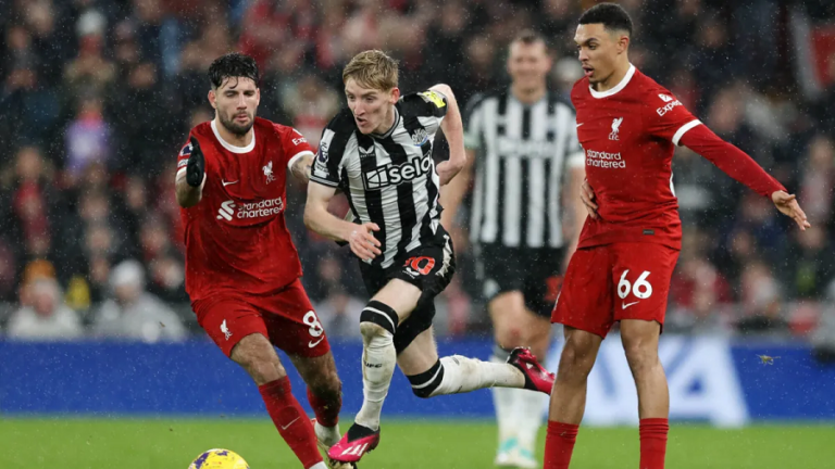 Ο Anthony Gordon χάνει τον τελικό με Liverpool