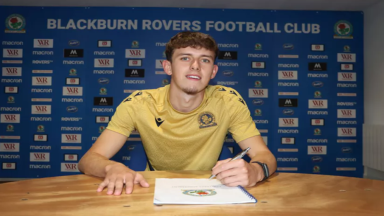 Δανεικός στην Blackburn Rovers ως το τέλος της χρονιάς ο Owen Beck