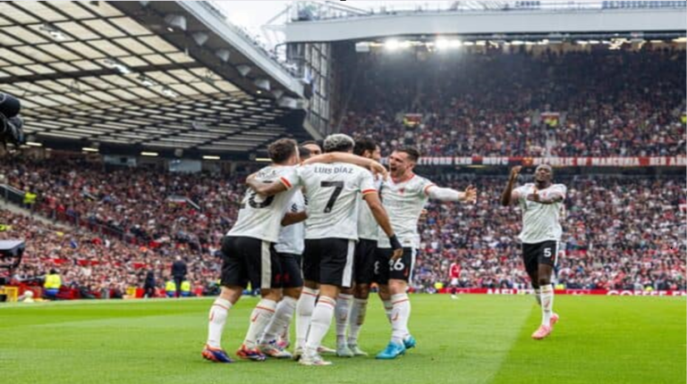 Η παρακάμερα του ΘΡΙΑΜΒΟΥ μέσα στο Old Trafford (vid)