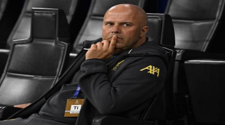 Ο Slot για West Ham, Kelleher και Chiesa