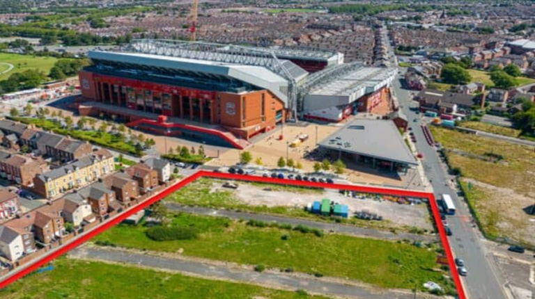 Συνεργασία της Liverpool και Δήμου για την ανάπλαση της πλατείας Anfield
