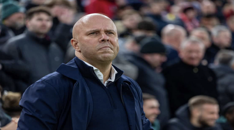 Ο Slot για Tottenham, Elliott και Chiesa