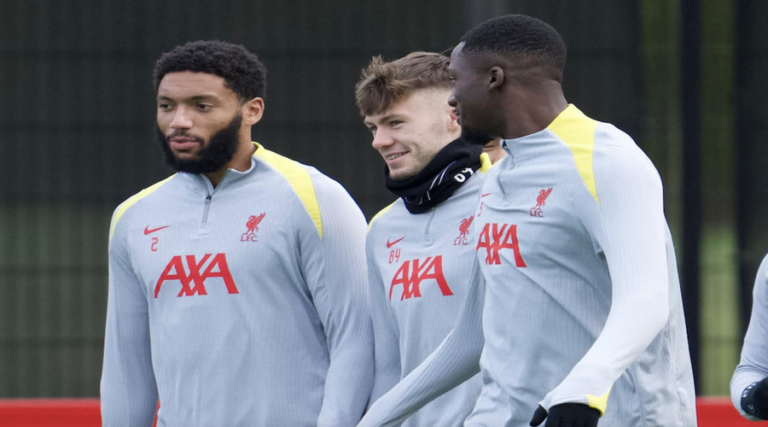 Με Joe Gomez και πολλούς νεαρούς η προπόνηση ενόψει PSV