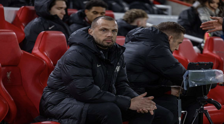 Ο John Heitinga είναι σε συζητήσεις με τον Ajax