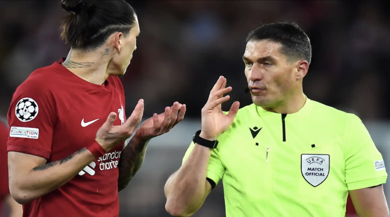 Ο Istvàn Kovács στον επαναληπτικό με PSG