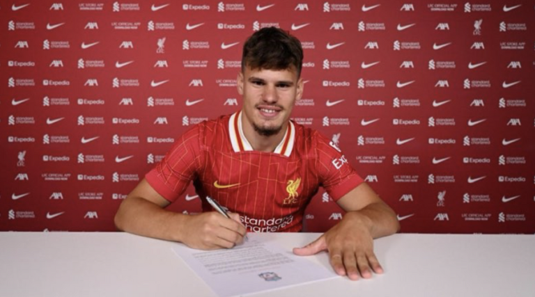 Ο Milos Kerkez επίσημα παίκτης της Liverpool!