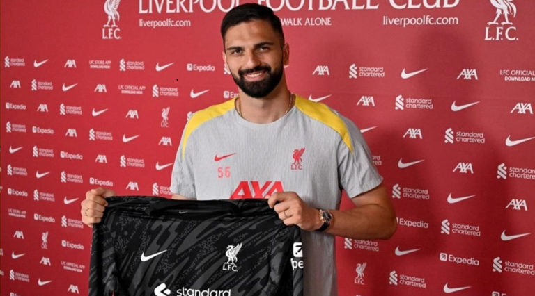 Giorgi Mamardashvili, Welcome to Liverpool F.C. (Vid Red Glasses)