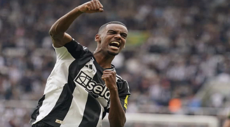 Η Newcastle περιμένει πρόταση 130 εκατ. από τους Reds για Isak