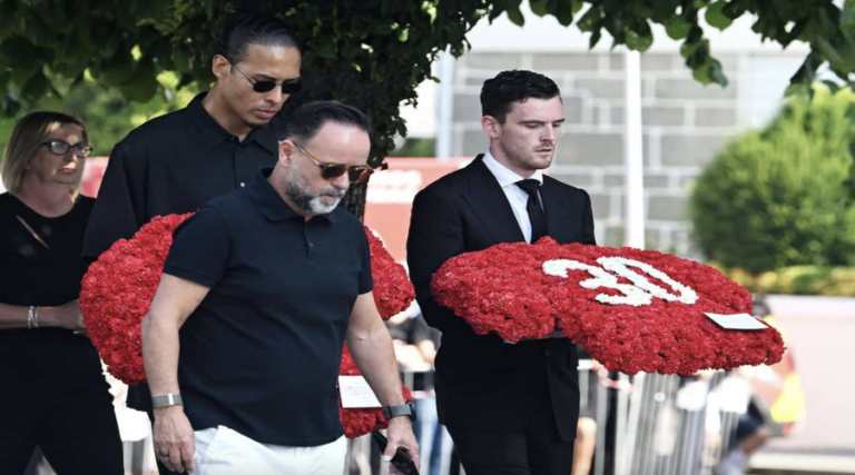 Παίκτες και τεχνικό επιτελείο παρευρέθηκαν στην κηδεία του Jota