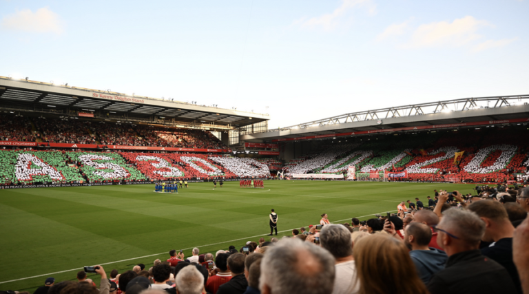 Το κορεό του Anfield για τους Diogo Jota και Andre Silva 
