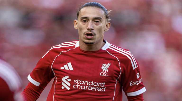 «Η Liverpool αποφάσισε να μην πάρει αριστερό μπακ»