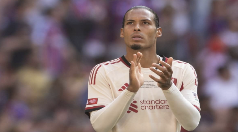 Virgil van Dijk: «Έχουμε χώρο για άλλον έναν επιθετικό»