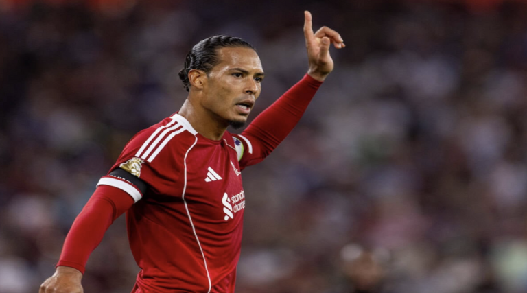 van Dijk: «Η αμυντική βελτίωση μπορεί να επιταχυνθεί με μεταγραφές»