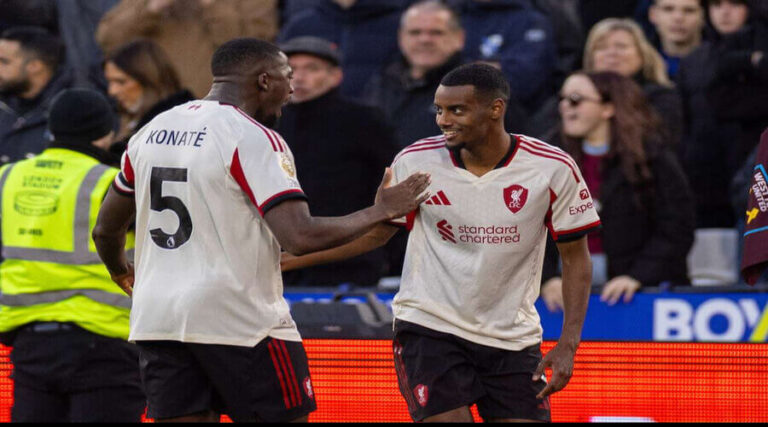 Έτοιμος ο Konate, το παλεύει ο Gomez, ανεβάζει στροφές ο Isak