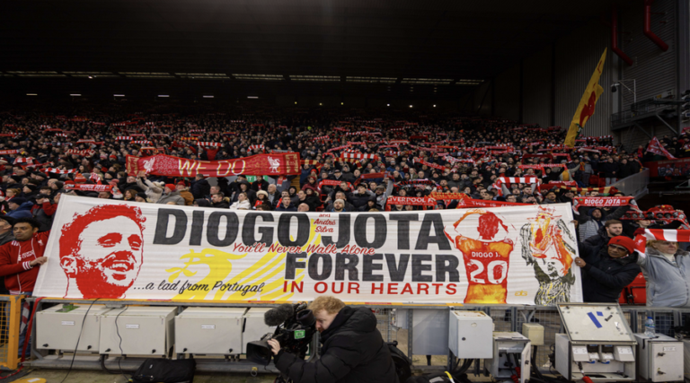 Η μέρα που οι φίλαθλοι της Liverpool και της Wolves ενώθηκαν στη μνήμη του Diogo Jota