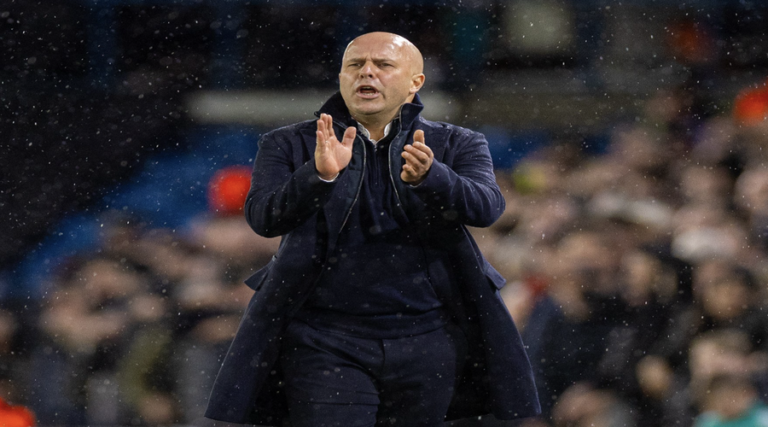 Slot: «Δεν νομίζω ότι το 3-3 είναι το αποτέλεσμα που μας άξιζε»