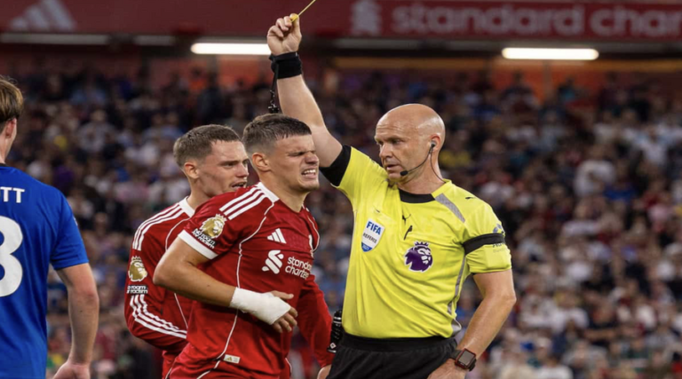Ο Anthony Taylor στο Liverpool – Fulham