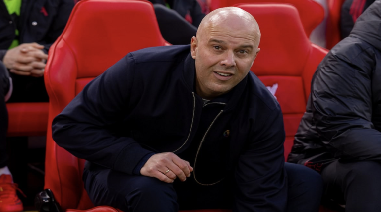 Slot: «Το FA Cup είναι εξίσου δύσκολο με το Champions League»