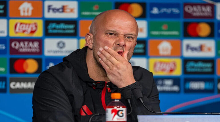 Slot: «Η απάντηση βρίσκεται στην ιστορία του συλλόγου»