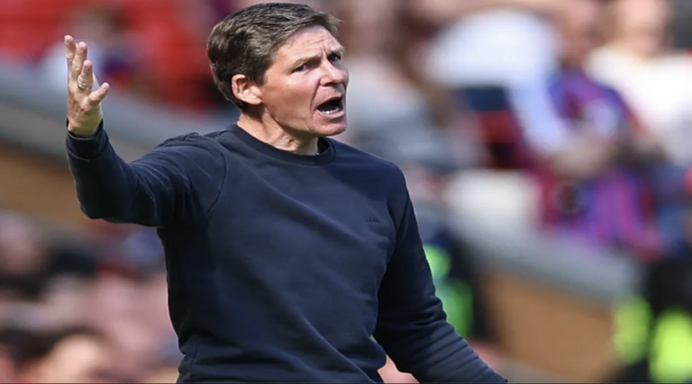 Glasner: «Θα βάζαμε αυτογκόλ αν γινόταν αλλαγή ο Woodman»