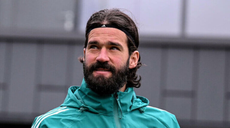 Με Alisson, Isak και Endo η τελευταία προπόνηση της σεζόν